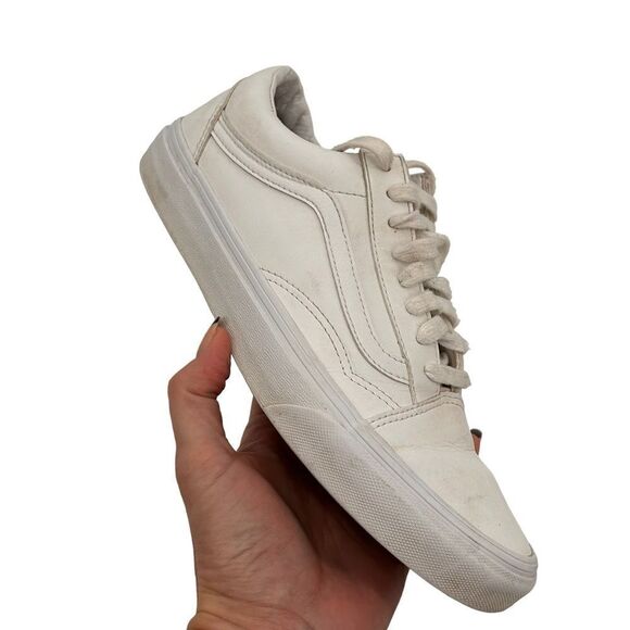 Vans white leather sneaker old skool men’s size 7.5 or women size 9 - Picture 2 of 11